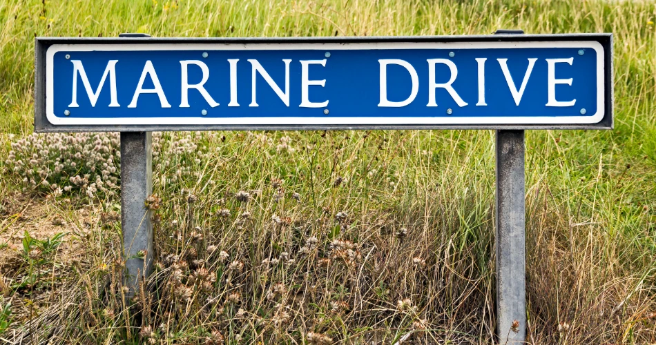 Top Sunset Spots Along Marine Drive, Mumbai