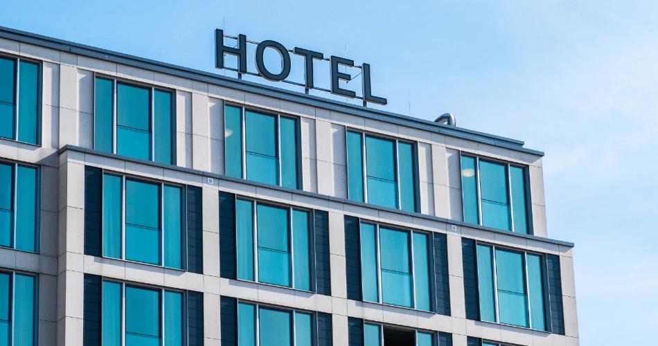 Top Sunset Spots Along Marine Drive, Mumbai